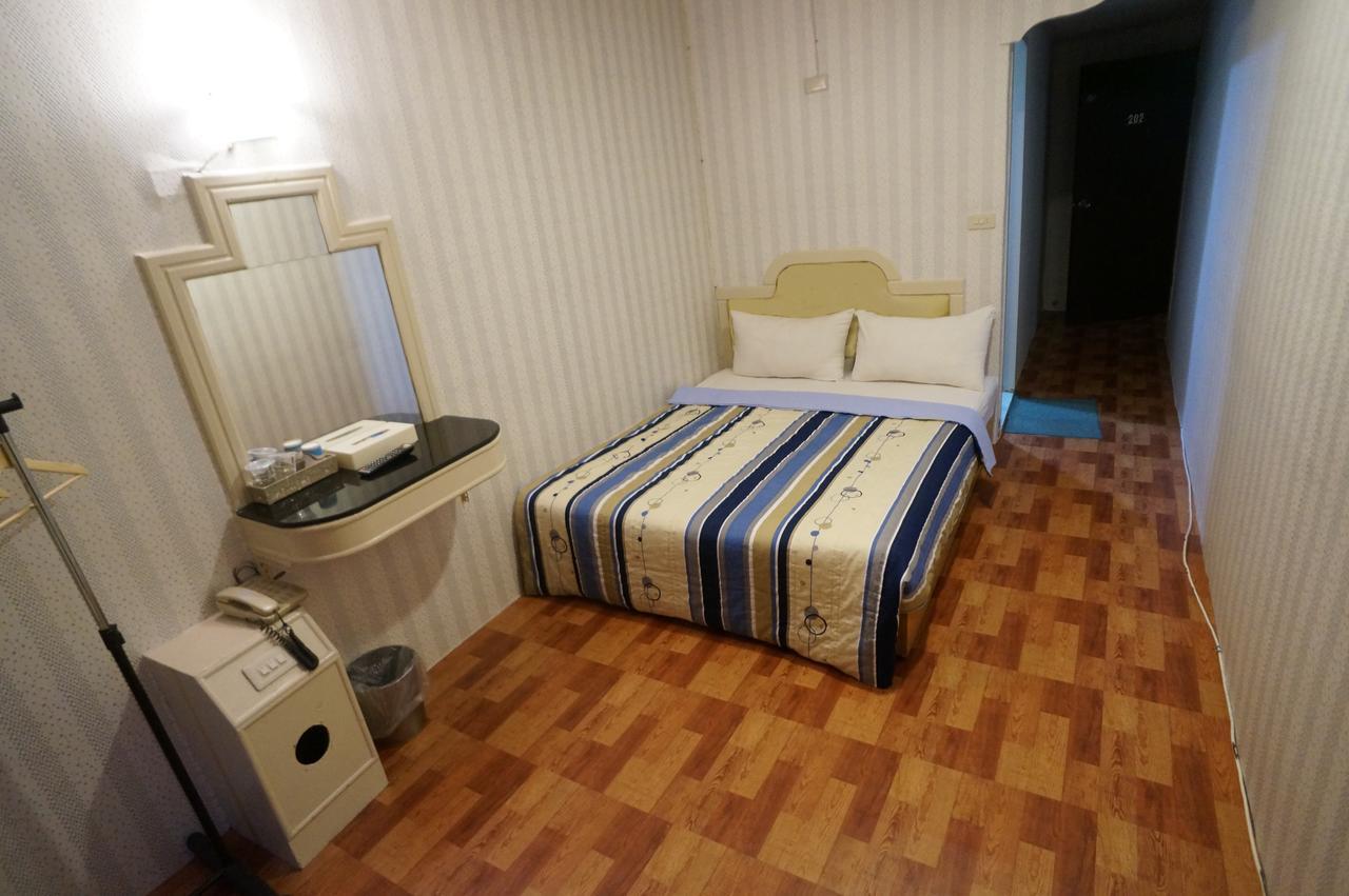 Yi Yuan Hotel Taipei Luaran gambar